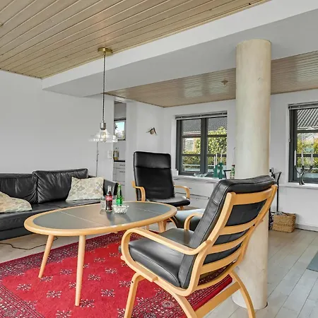 2 Bedroom Stunning In Kalvehave * Kalvehave (Zealand)